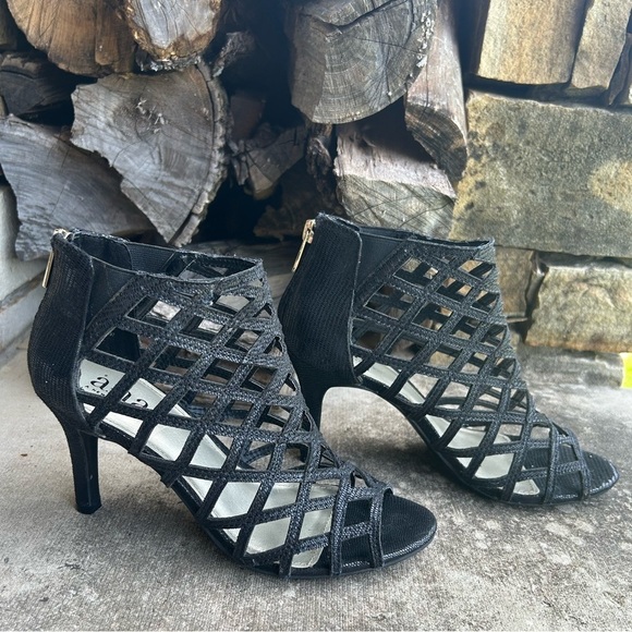 a.n.a Caroline Black Caged Heel with a bit of sparkly Sz-7.5. Ps - Picture 2 of 12